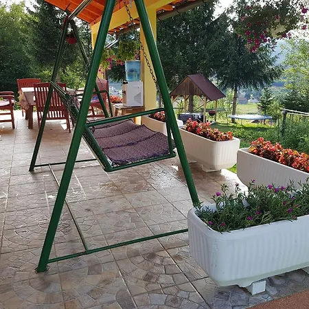 Üdülőpark House In The Nature Zenica